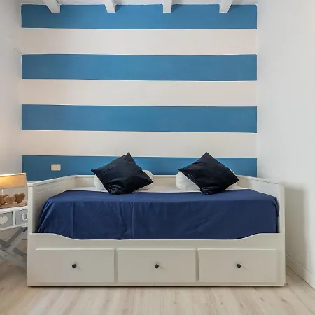 Poetto Seaside Apartment *